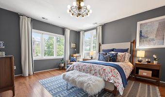 729 N FAYETTE St, Alexandria, VA 22314