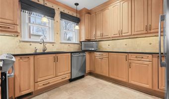 463 Moreley Ave, Akron, OH 44320