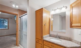 14208 Heritage Ln, Apple Valley, MN 55124