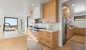 348 E HIDDEN LAKE Dr, Bountiful, UT 84010