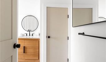 804 Mohegan Trl, Block Island, RI 02807