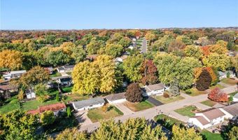 148 Spruce Dr, Apple Valley, MN 55124