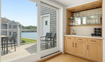 31 Coddington Wharf 24, Newport, RI 02840