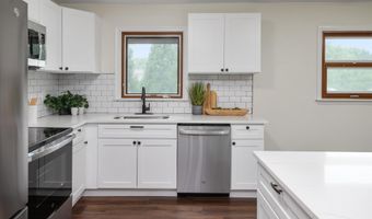 100 CARROLL Dr, Annapolis, MD 21403