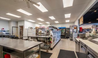 215 SE 10TH St, Bandon, OR 97411