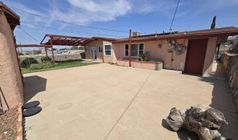 332 Carnival Dr, El Paso, TX 79912
