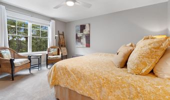126 Harvard Ave, Auburn, NH 03032