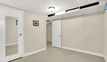 37 Maxwell Rd, Indianapolis, IN 46217