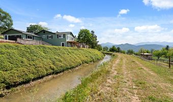 2140 N Valley View Rd, Ashland, OR 97520