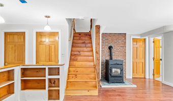 384 West St, Braintree, VT 05060