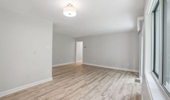 10607 KENILWORTH Ave K-202, Bethesda, MD 20814