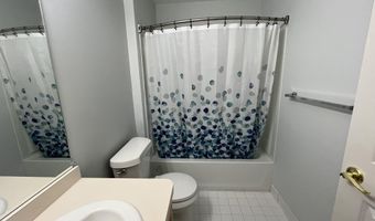 2815 Barclay Way, Ann Arbor, MI 48105