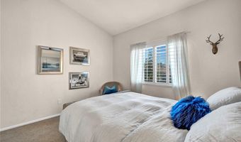 3225 Shoreline Dr, Las Vegas, NV 89117