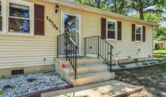 14704 LIVINGSTON Rd, Accokeek, MD 20607