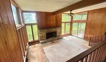 53 LEIGH Ct, Basye, VA 22810