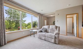 6595 Linwood Dr NE, Albertville, MN 55301