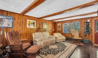 12 Howard Rd, Cumberland, RI 02864