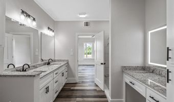 8976 Dixie Shreveport Rd, Belcher, LA 71107