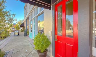 302 C Water St, Bainbridge, GA 39817