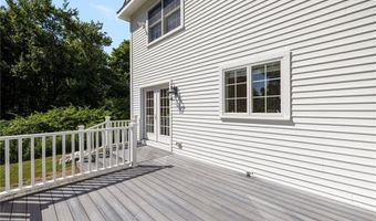 9 Spring St, Jamestown, RI 02835