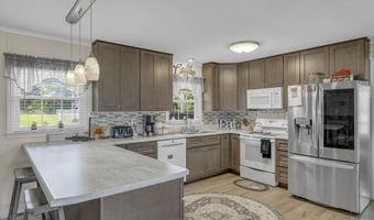 208 Kenneth Dr, Boiling Springs, SC 29316