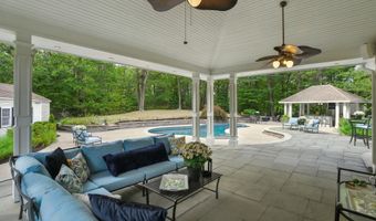 4 Brushwood Dr, Atkinson, NH 03811