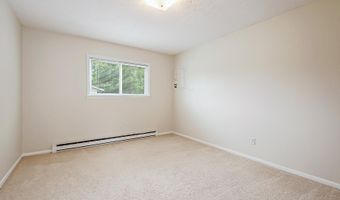 1670 Tudor Dr, Ann Arbor, MI 48103
