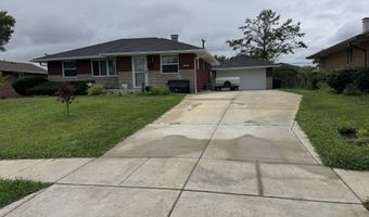 602 Memorial Dr, Beech Grove, IN 46107
