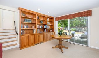 83 Peach Tree Ln, Bristol, CT 06010