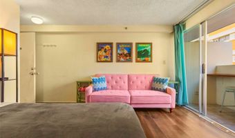2463 Kuhio Ave 905, Honolulu, HI 96815