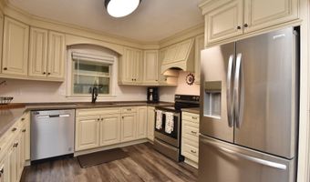 366 N Bells St, Alamo, TN 38001