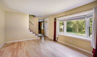 13 B Deerwood Dr 13B, Amherst, NH 03031