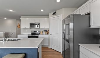 1113 NE Crossing Oaks Dr, Ankeny, IA 50021