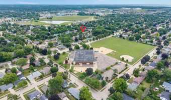 1002 S COVENANT Ln, Appleton, WI 54915