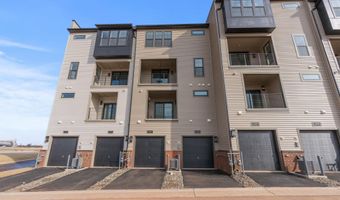 22395 CLAUDE MOORE Dr, Ashburn, VA 20148