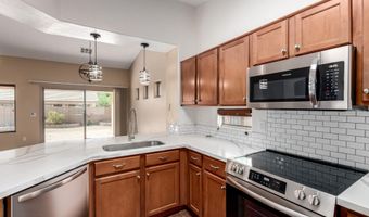 1413 E HOLIDAY Dr, Casa Grande, AZ 85122