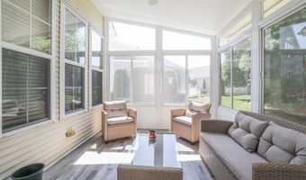 15 Shady Stream Rd, Barnegat, NJ 08005