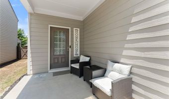 88 Auburn Crossing Dr, Auburn, GA 30011