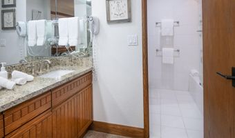 120 Offerson Rd 6140, Beaver Creek, CO 81620