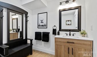 1417 N Kcid Rd, Caldwell, ID 83605