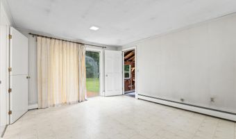 28 Colony Rd, Augusta, ME 04330