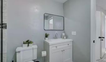 7404 NW 26th St, Bethany, OK 73008