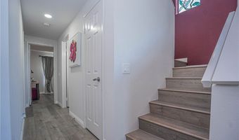 6117 E Garnet Cir, Anaheim, CA 92807