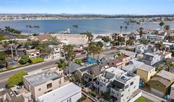 749 Zanzibar Ct, San Diego, CA 92109