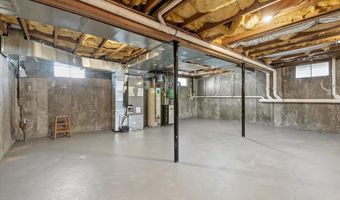 94 Carman Pl, Amityville, NY 11701