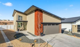 4068 SADDLEBACK Ln, Cheyenne, WY 82001