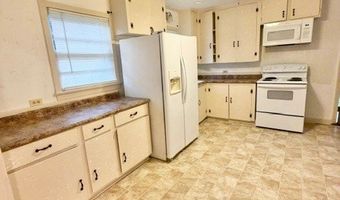 303 3rd Ave SE, Aliceville, AL 35442