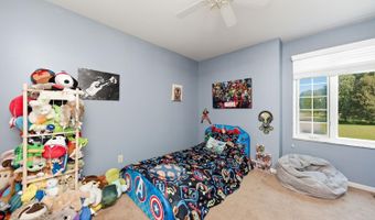1167 Greens Farm Rd, Cincinnati, OH 45102