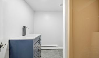4 Rainbow Trl, Alloway, NJ 07422