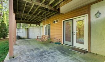 273 N Rhododendron Rd, Almond, NC 28702